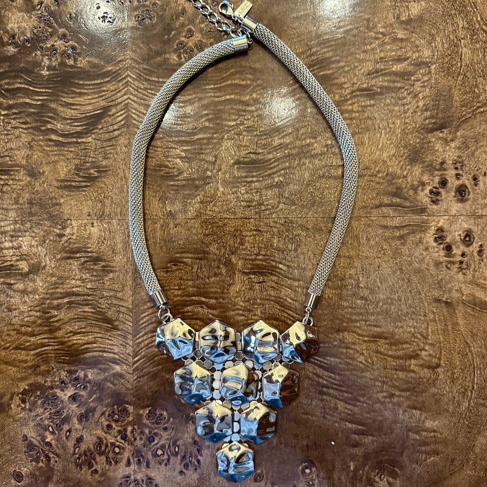 Tuleste Gold Statement Necklace